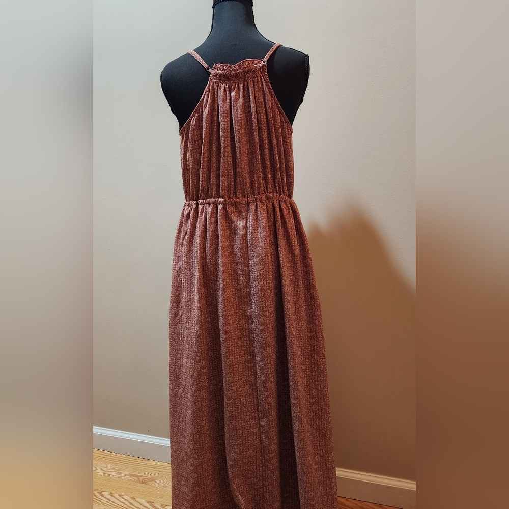 Universal Thread Sleeveless Dress - Picture 2 of 3